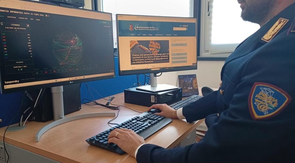 Catania, arrestato un viterbese per adescamento di minori online