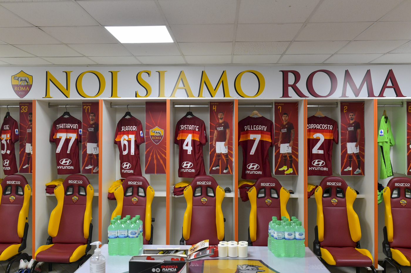 Roma e Lazio, ufficiale: fuori le nuove maglie 2025/26
