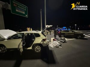 Arrestate al confine due donne con 18,5 Kg di cocaina e 54 Kg di hashish