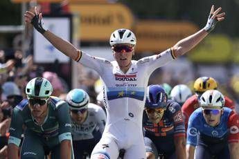 Tour de France, a Merlier la nona tappa davanti a Milan
