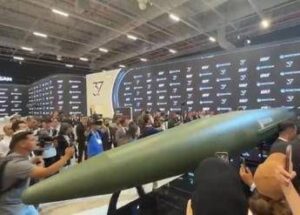 Turchia svela il Tayfun, anche Erdogan ha missile ipersonico