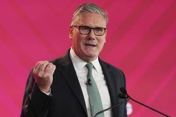 Starmer abbassa l’età dei votanti, in Gran Bretagna alle urne a partire dai 16 anni