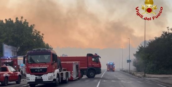 Maxi incendio divora la riserva naturale della Valle dell’Aniene