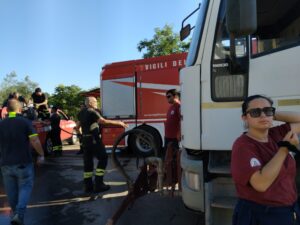 Ladispoli – Incendio in una palazzina di via Messico: fiamme partite dal balcone