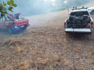 Campagnano di Roma – Incendio in località Santa Lucia (FOTO)