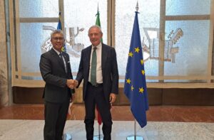 Italia-Malesia, Urso incontra Aziz. Focus su investimenti e terre rare