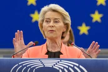 Dazi Trump, von der Leyen: “Lavoriamo a soluzione negoziata con Usa”