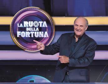 Ascolti tv 20 luglio, ‘La Ruota’ al 25,1% e ‘Techeteche Top Ten’ chiude al 15,8%