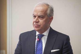 Libia, autorità Bengasi respingono delegazione Ue con Piantedosi: “Persone non grate”