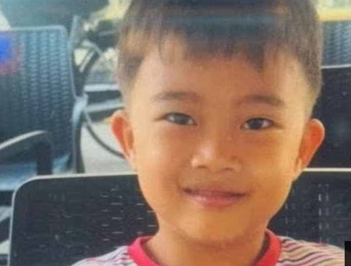 Bimbo di 5 anni scompare nel nulla: ricerche anche con i droni