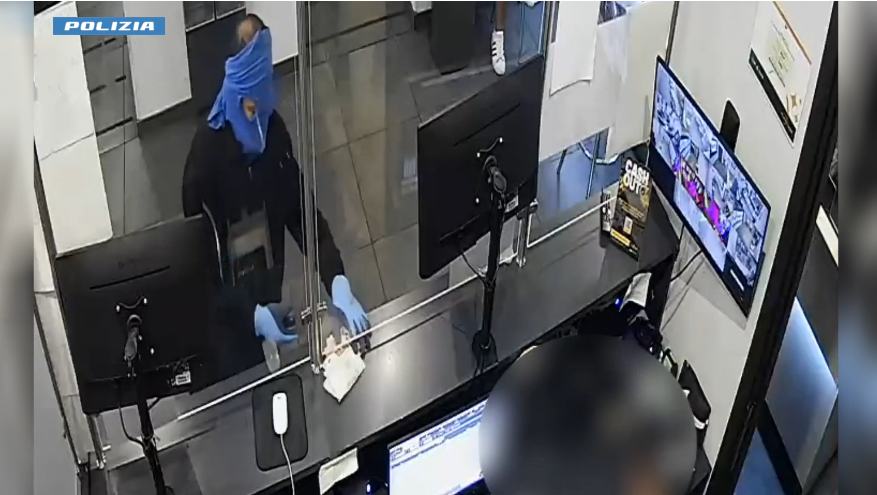 Roma – San Giovanni: colpi a mano armata per un bottino di 8.000 euro in contanti e gratta e vinci., arrestato
