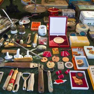 Roma: 840 banchi nuovi e uguali, 6 camion bar e bagni, rinasce mercato pulci