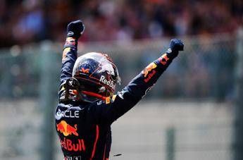 Formula 1, Verstappen vince la gara sprint a Spa. Quarto Leclerc, male Hamilton