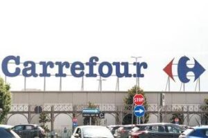 Carrefour vende i suoi mille supermercati italiani a NewPrinces Group, operazione da 1 miliardo di euro