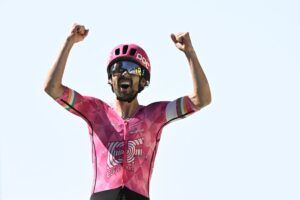 Healy trionfa nella 6^ tappa del Tour, maglia gialla a Van der Poel