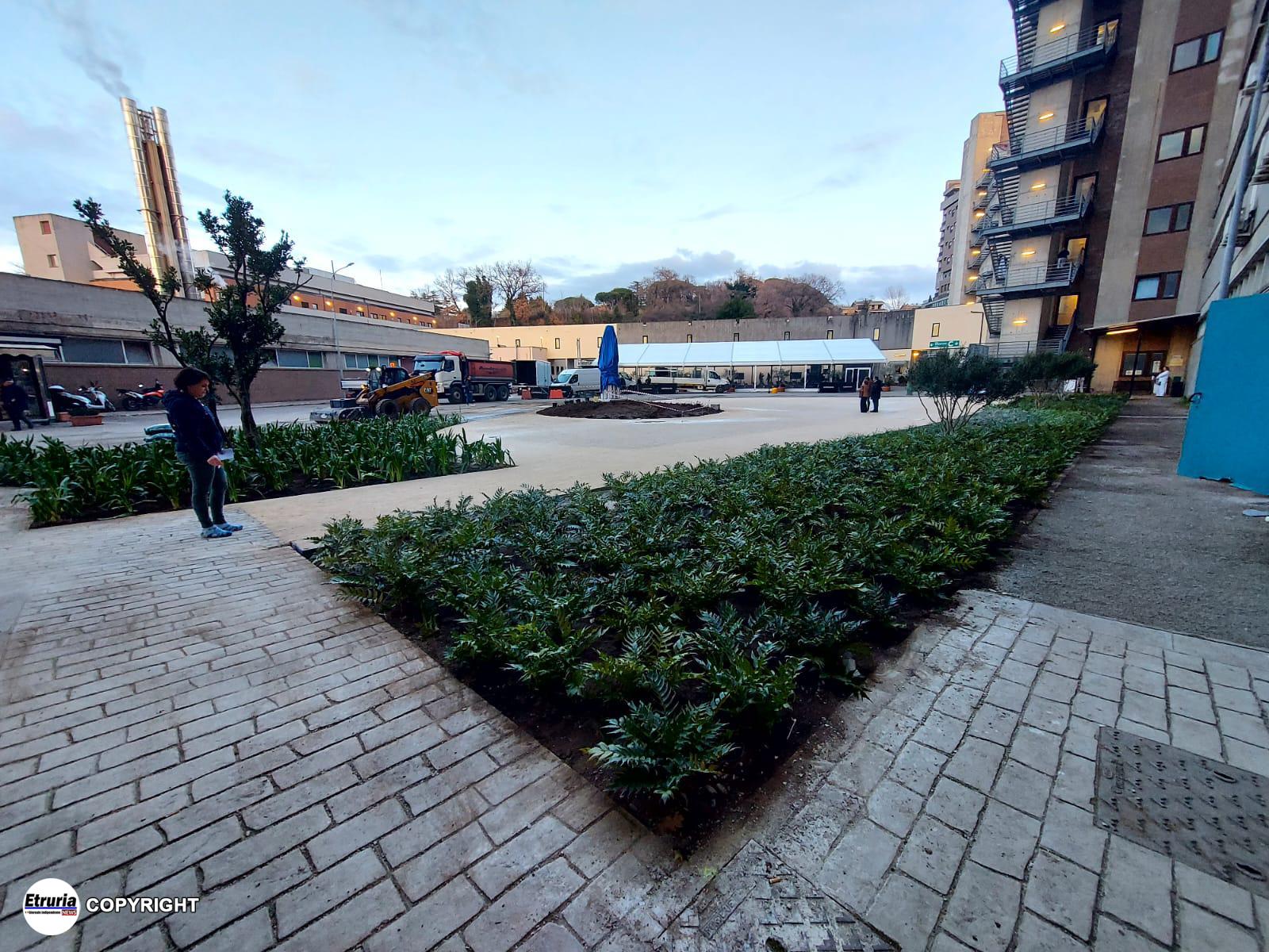 Viterbo – Violenta rapina al bar dell’ospedale, dà un pugno in faccia alla dipendente e fugge con i soldi