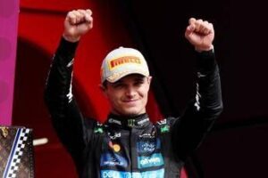 Gp Belgio, super pole di Norris a Spa. Terzo Leclerc, Hamilton out nel Q1