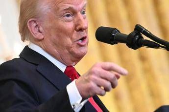 Trump ha minacciato di bombardare Mosca se Putin avesse attaccato l’Ucraina: l’audio inedito