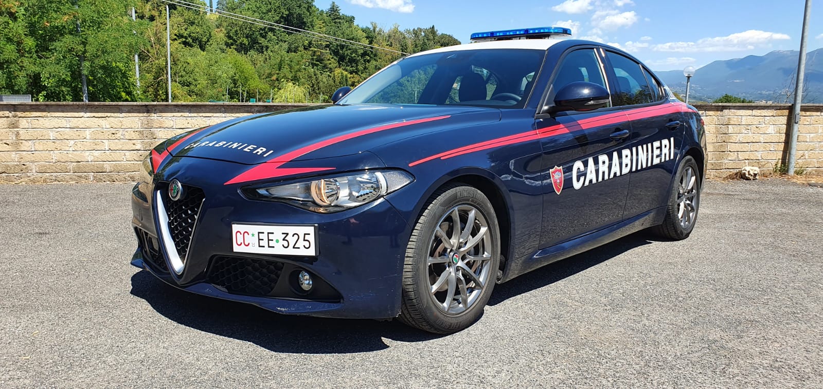 Finto carabiniere e truffatore seriale sottrae oltre 10mila euro ad anziana