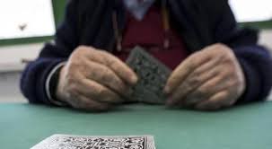 Rissa al centro anziani: novantesettenne all’ospedale e Daspo a vita per i responsabili