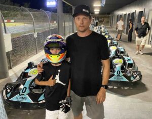 Kimi Räikkönen sorprende tutti al Leopard Circuit di Viterbo: giri in pista e applausi per l’ex campione del mondo di F1