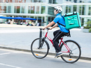 Ordinanza “anti-caldo” della Regione Lazio estesa anche ai rider