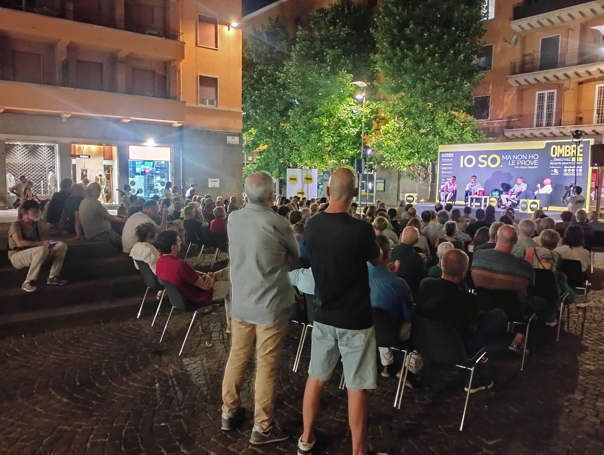 Tra il mega raduno Harley con oltre 600 moto e la presentazione di “Fascismo in famiglia” di Barbara Serra prosegue “Aspettando Ombre”