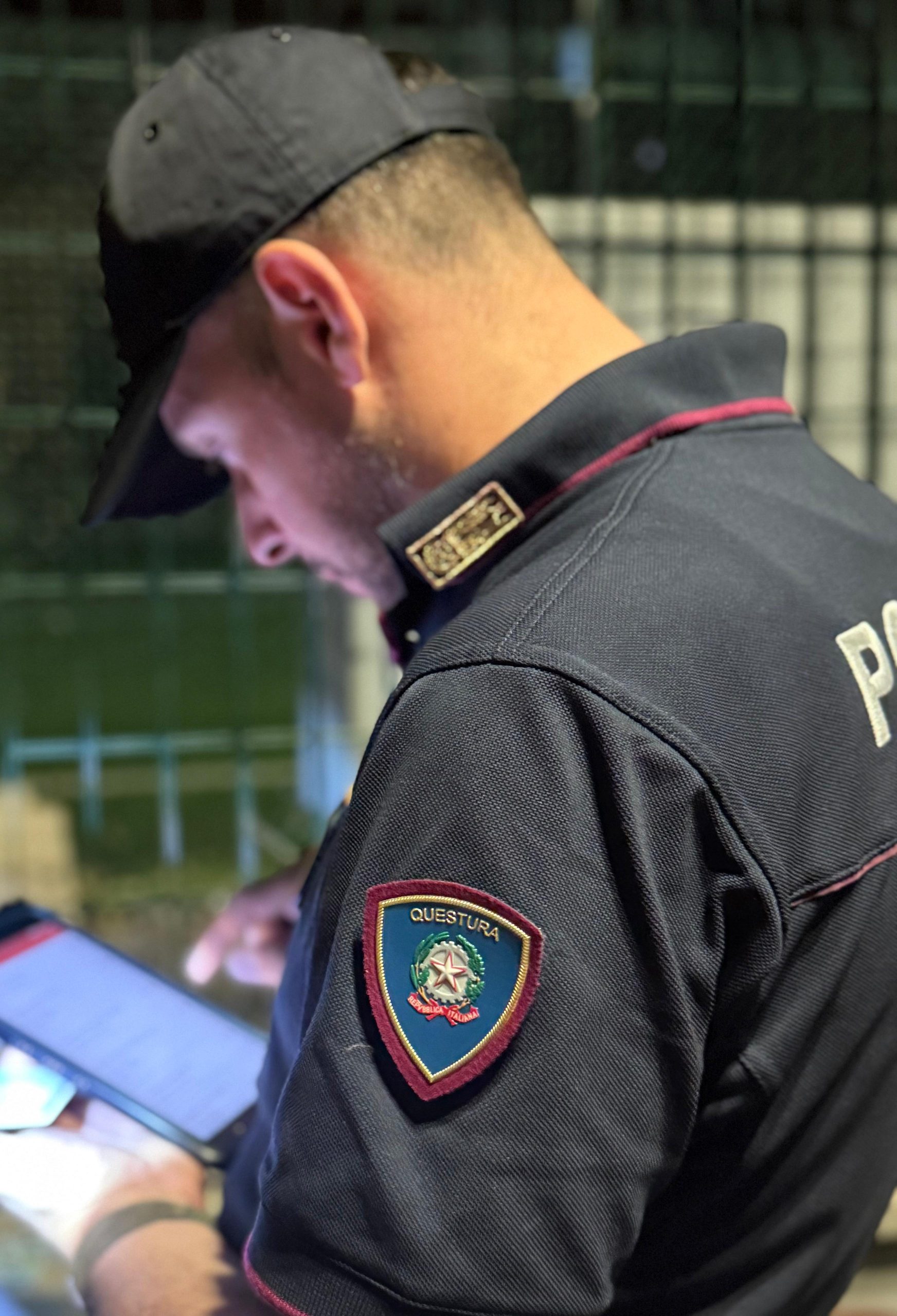 Roma – Incontra casualmente l’aggressore che l’aveva rapinata due giorni prima, un fermo della polizia