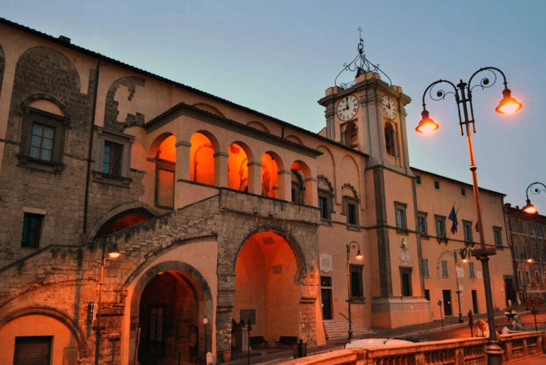 “Tassa di soggiorno a Tarquinia va stoppata, non rispetta obblighi di legge”