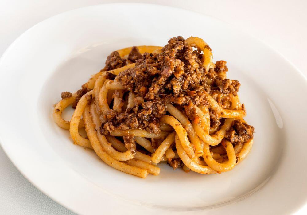 A Ronciglione trionfa la tradizione con la Sagra del Tortorello e del Tozzetto