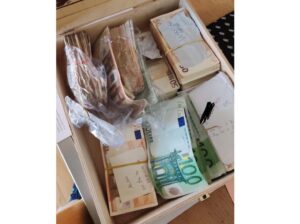 Viterbo – Tesoro in contanti trovato dalla Finanza, l’avvocato del commerciante: “Mio assistito estraneo ai fatti”