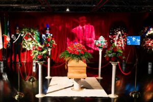 Addio a Pippo Baudo, oggi la camera ardente a Roma