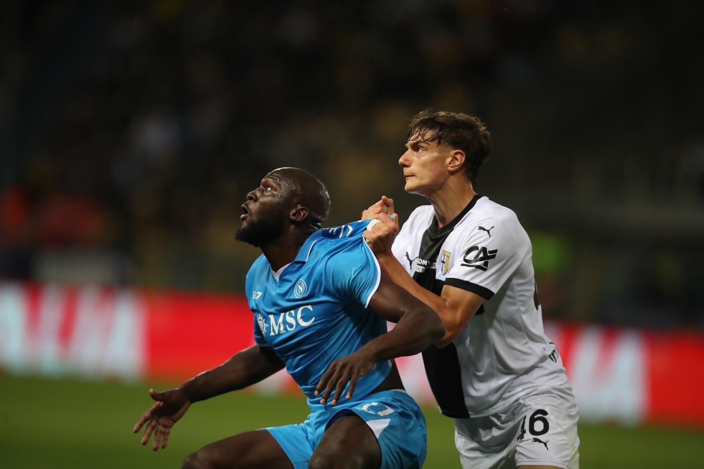 Mercato – Leoni infiamma il Derby della Madonnina: Milan in vantaggio