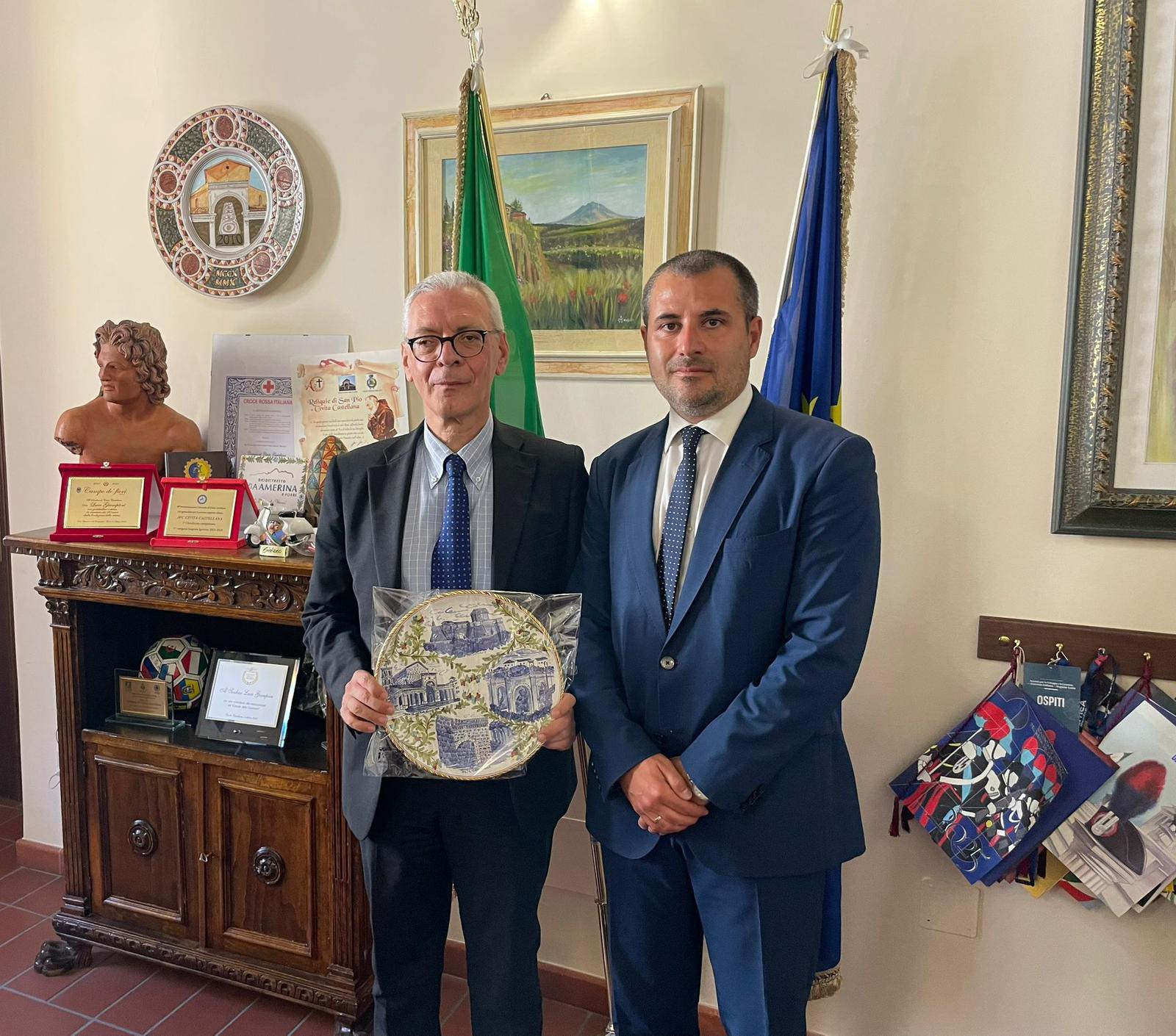 Lo spaccio nei boschi ed il traffico di droga la maggiore criticità della Tuscia: il Prefetto fa il punto con i sindaci