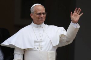 Papa “Vadano a buon fine le trattative per fare cessare le guerre”