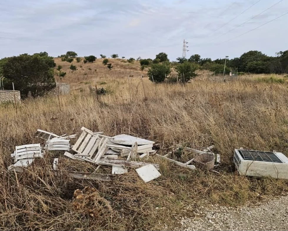 Civitavecchia – Ancora denuncia CSP: intervento e bonifica a via Terme di Traiano alta