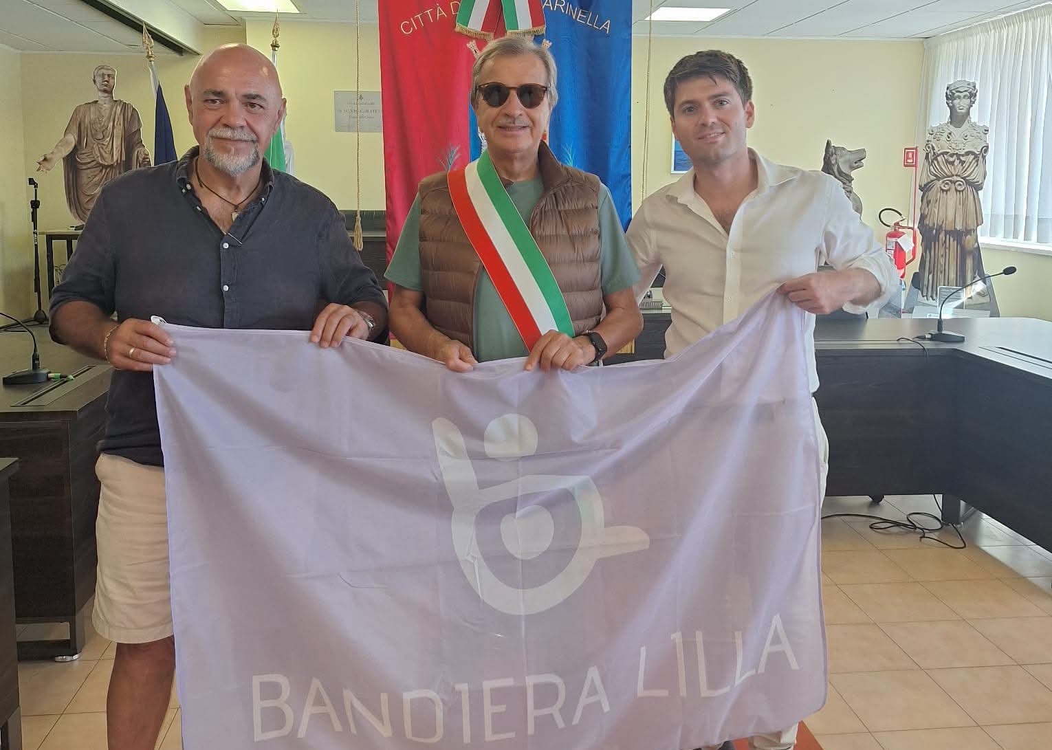 Santa Marinella – Baciu e Fantozzi «Ora la bandiera lilla non è più un riconoscimento ma un’adesione ad un progetto»