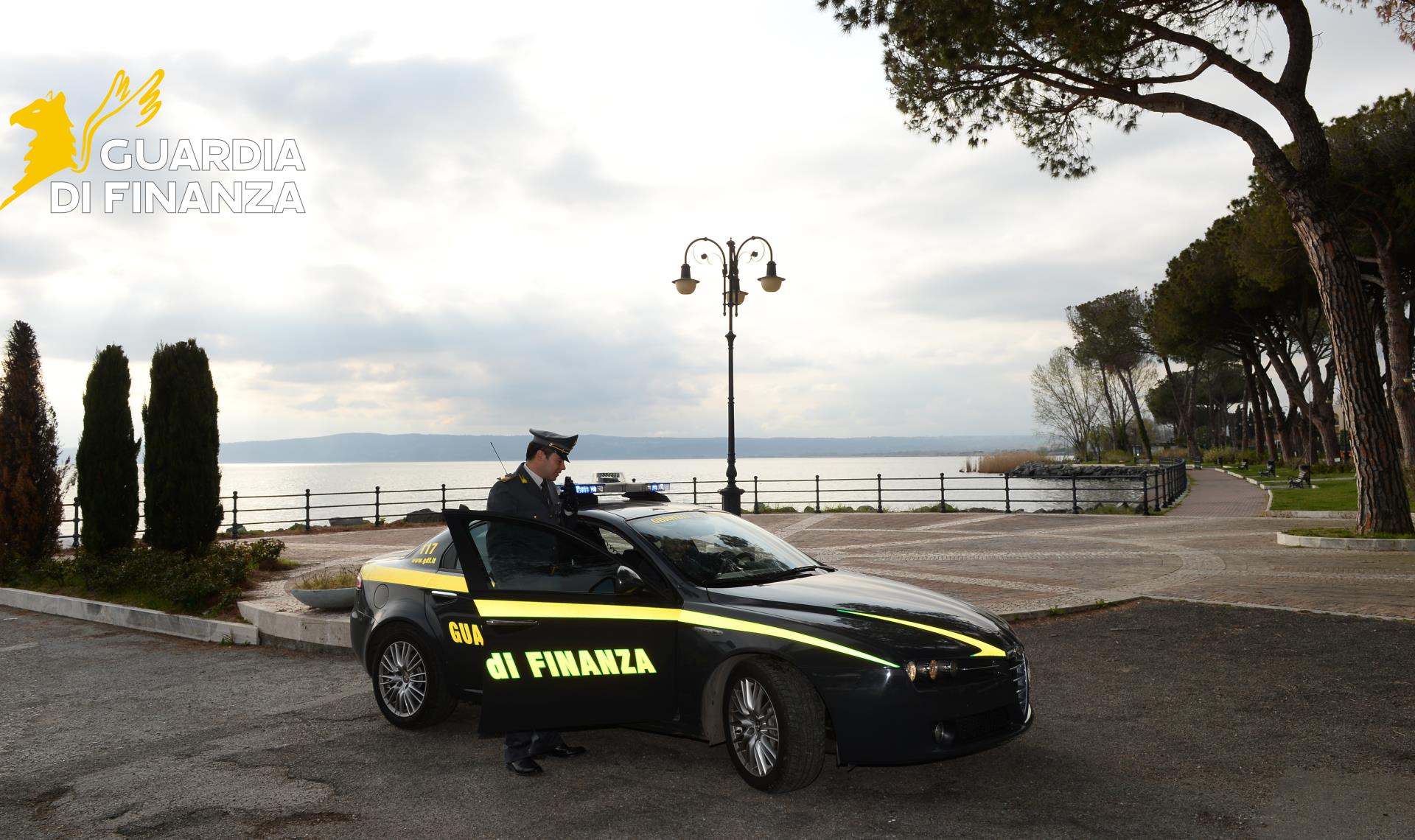 Bolsena – Pusher pedinato e poi arrestato, in casa un “minimarket” della droga