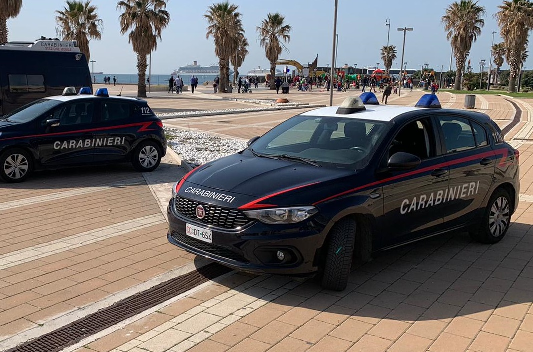 Civitavecchia – Rapina minimarket con il coltello, 35enne arrestato