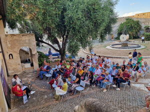 Santa Severa – Oltre 700 persone per “Libri & Calici”: cultura e vino conquistano il Castello