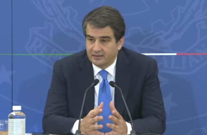 Fitto “Obiettivo della Commissione Ue è raddoppiare fondi per la casa”