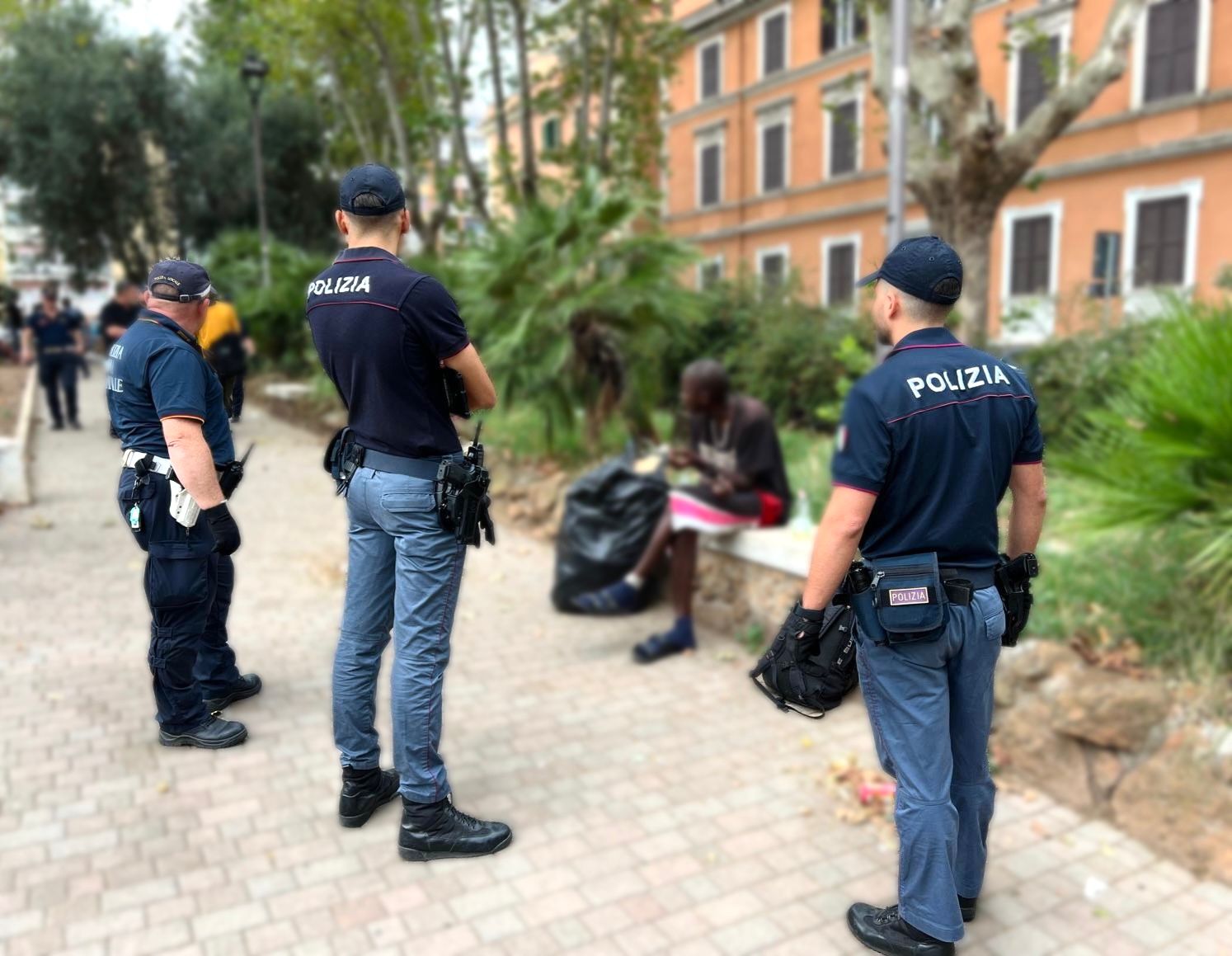 Roma: controlli anti degrado al Pigneto, rintracciato uomo ricercato da autorità francesi