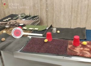 Roma – Lotta ai fenomeni illegali: gioco d’azzardo e abusivismo commerciale, blitz della municipale nel Centro Storico