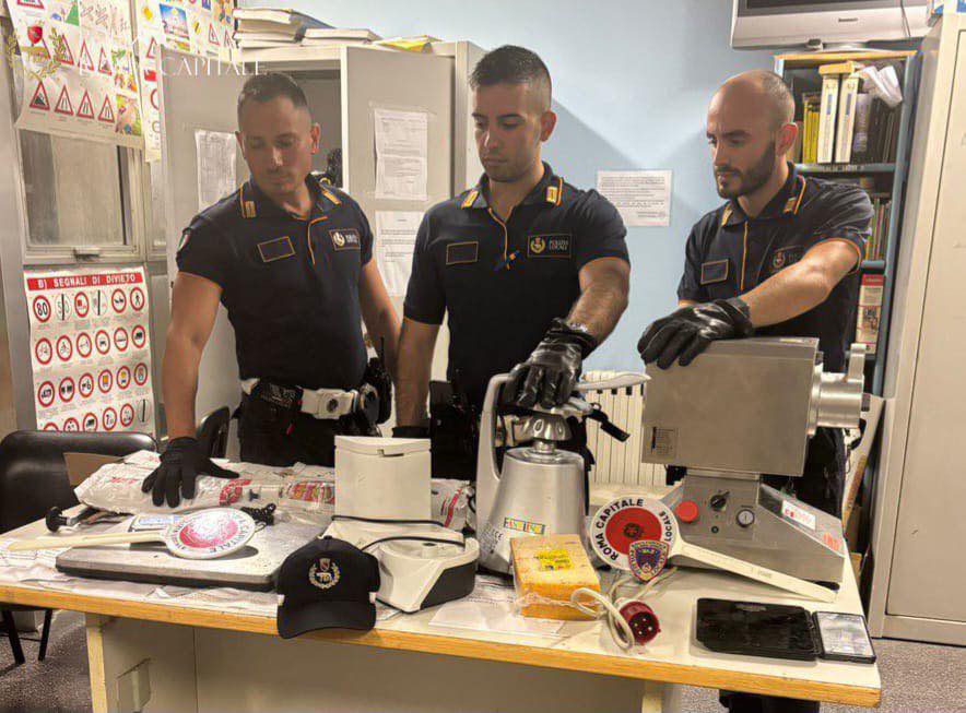 Roma – Tor Bella Monaca, sventato furto in una scuola comunale