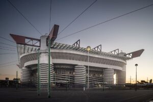 Dal consiglio comunale l’ok per la vendita di San Siro ai club