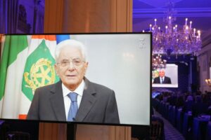 Mattarella “Il mondo ha bisogno dell’Ue per la centralità del diritto”