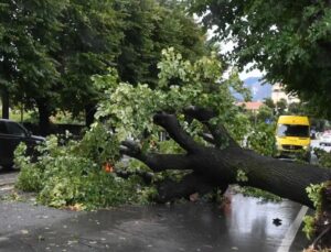 Maltempo in Toscana, 500 persone isolate a Portoferraio