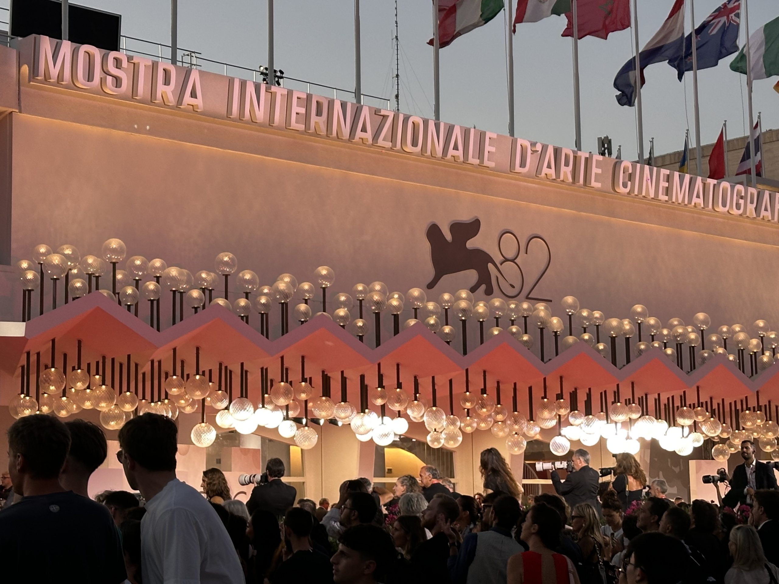 Venezia 82: Saccone, guardiamo attenti sfida dell’AI nel mondo del cinema