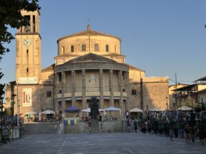 L’VIII edizione del Palio della Contea di Aquino in Piazza San Tommaso, un pieno di colori, sfide e passione