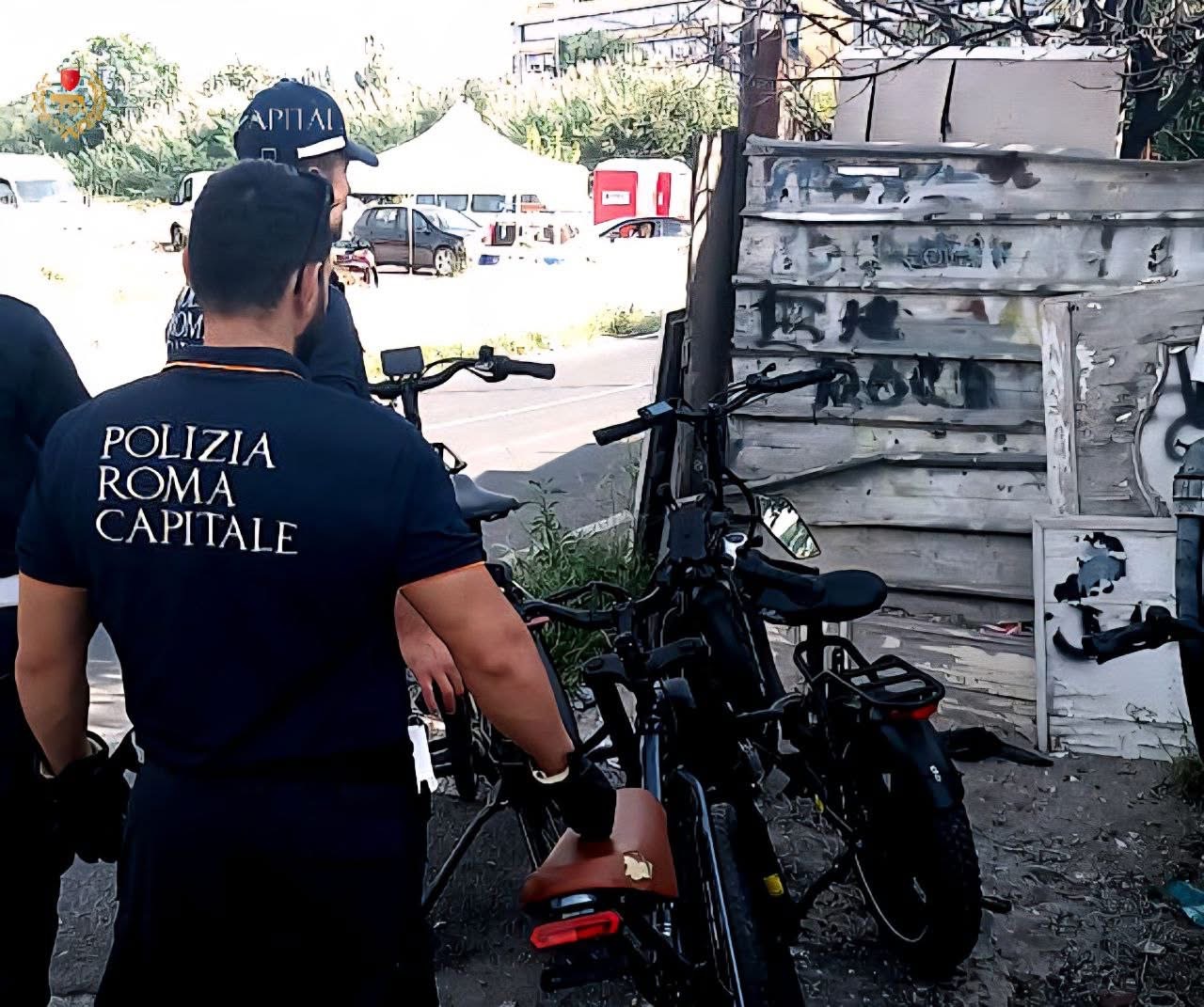 Roma – Controlli al campo nomadi di via Salviati: rinvenute bici elettriche rubate e altro materiale di dubbia provenienza